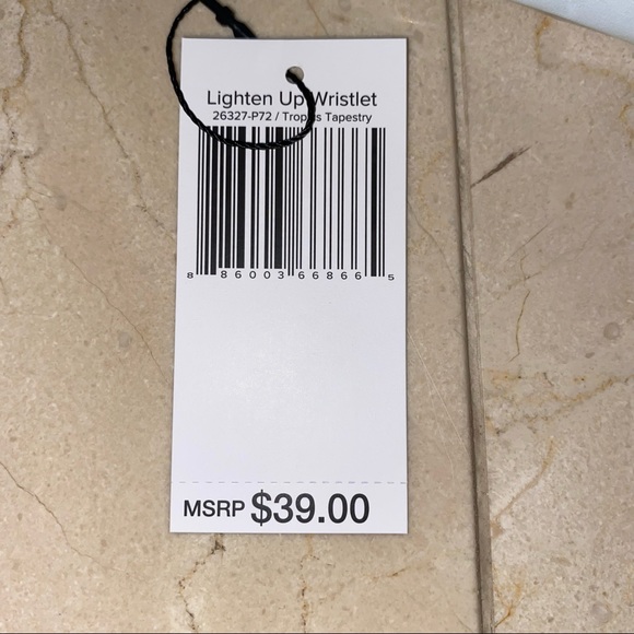 Vera Bradley Lighten Up Wristlet Tropics Tapestry - Picture 5 of 5